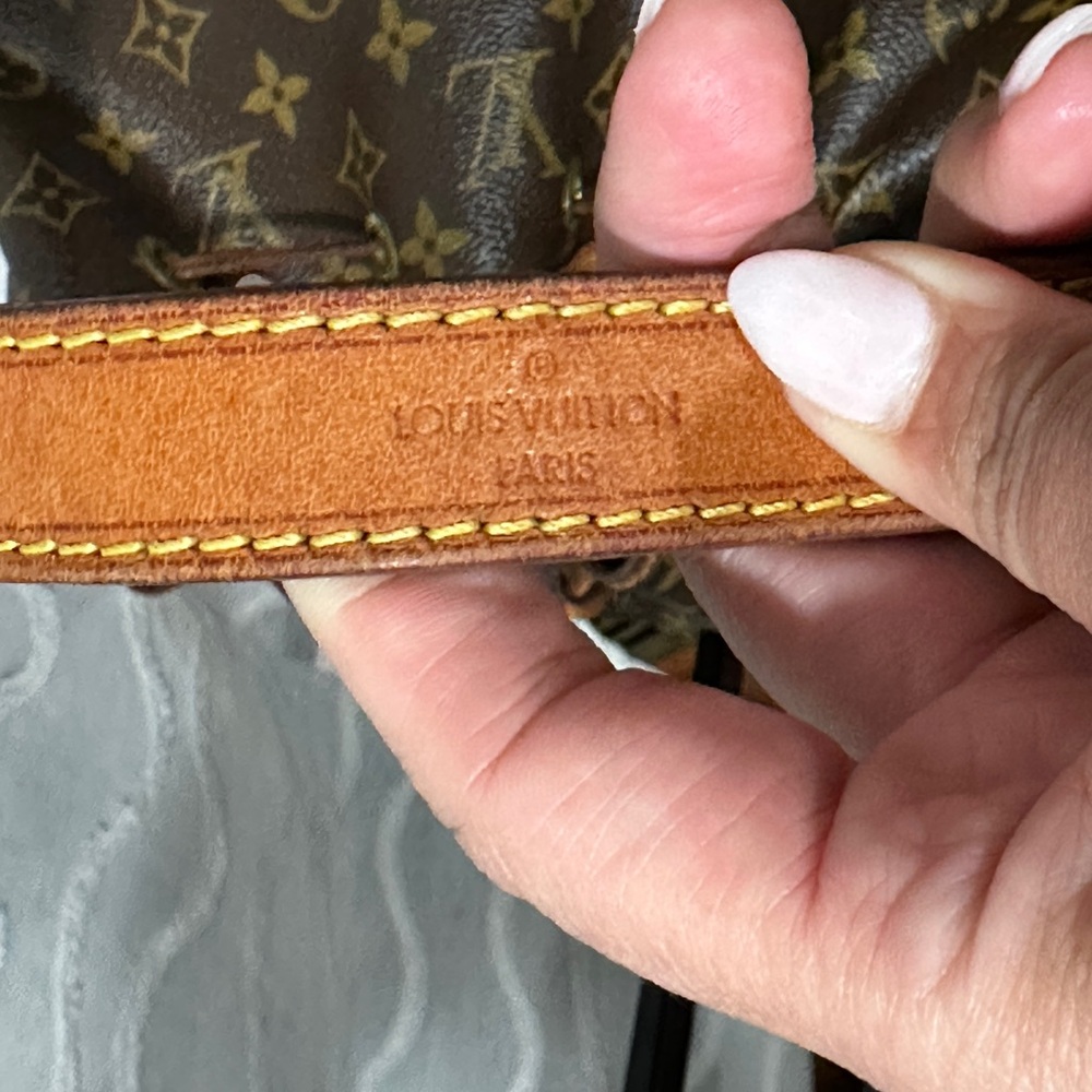 Louis Vuitton LV Petit Noé Monogram Bucket Bag Vintage w Dust Bag France - Picture 10 of 17
